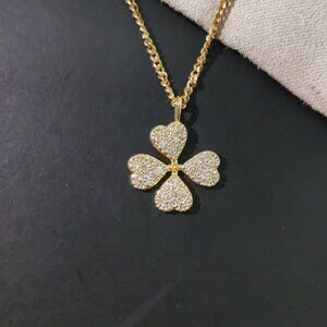 Kendra Scott Clover Gold White Crystal Short Pendant Necklace NEW AUTHENTIC